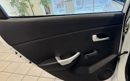 KIA Rio III рестайлинг, 2013 год, 975 000 рублей, 15 фотография