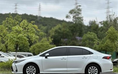Toyota Corolla, 2022 год, 1 350 000 рублей, 7 фотография