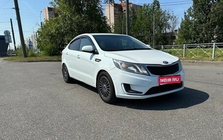 KIA Rio III рестайлинг, 2013 год, 700 000 рублей, 1 фотография