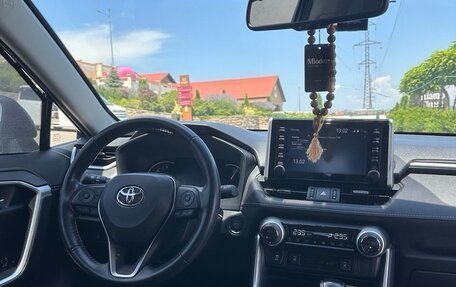 Toyota RAV4, 2020 год, 3 650 000 рублей, 11 фотография