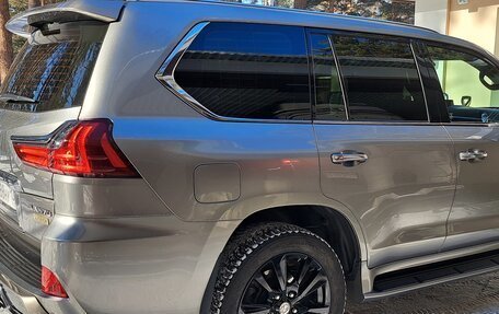 Lexus LX III, 2018 год, 9 300 000 рублей, 17 фотография