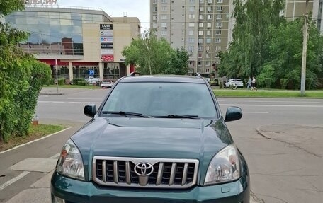 Toyota Land Cruiser Prado 120 рестайлинг, 2008 год, 2 100 000 рублей, 2 фотография