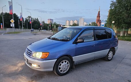 Toyota Ipsum II, 1996 год, 600 000 рублей, 3 фотография