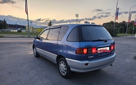 Toyota Ipsum II, 1996 год, 600 000 рублей, 7 фотография