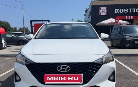 Hyundai Solaris II рестайлинг, 2020 год, 1 395 000 рублей, 3 фотография