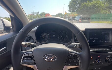 Hyundai Solaris II рестайлинг, 2020 год, 1 395 000 рублей, 11 фотография
