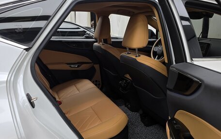 Lexus NX, 2024 год, 6 390 000 рублей, 9 фотография
