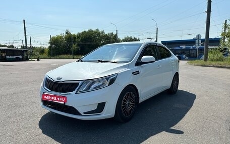 KIA Rio III рестайлинг, 2013 год, 700 000 рублей, 2 фотография