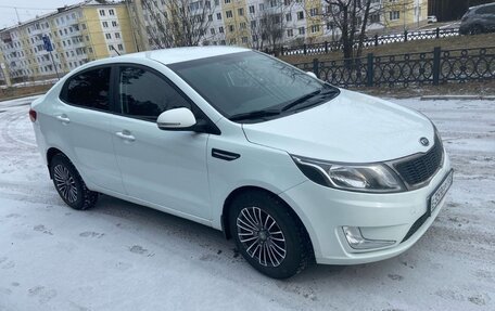 KIA Rio III рестайлинг, 2012 год, 760 000 рублей, 2 фотография