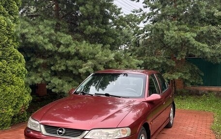 Opel Vectra B рестайлинг, 2001 год, 295 000 рублей, 3 фотография