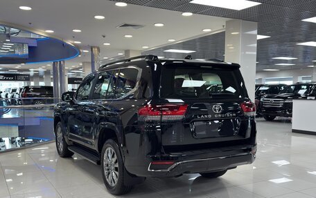 Toyota Land Cruiser, 2025 год, 12 800 000 рублей, 6 фотография