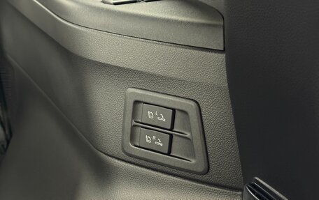 Toyota Land Cruiser, 2025 год, 12 800 000 рублей, 28 фотография