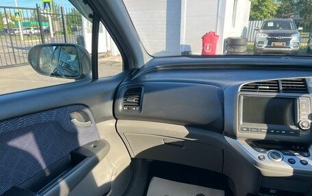 Honda Stream II, 2011 год, 1 499 999 рублей, 17 фотография