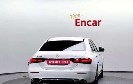 Mercedes-Benz E-Класс, 2021 год, 4 800 000 рублей, 4 фотография
