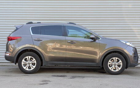 KIA Sportage IV рестайлинг, 2017 год, 1 425 000 рублей, 4 фотография