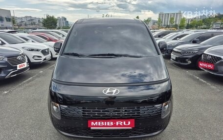 Hyundai Staria, 2021 год, 3 099 000 рублей, 2 фотография