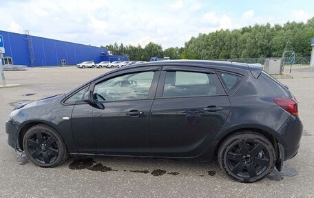 Opel Astra J, 2011 год, 400 000 рублей, 2 фотография