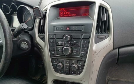 Opel Astra J, 2011 год, 400 000 рублей, 5 фотография