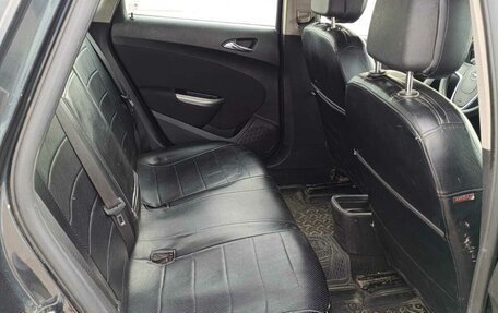 Opel Astra J, 2011 год, 400 000 рублей, 6 фотография