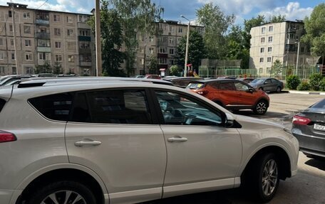 Toyota RAV4, 2017 год, 3 000 000 рублей, 7 фотография