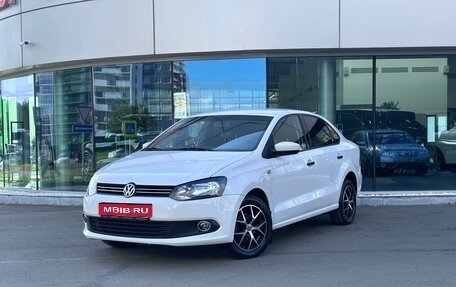Volkswagen Polo VI (EU Market), 2013 год, 600 000 рублей, 1 фотография
