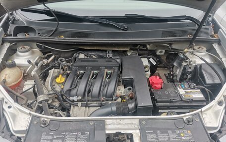 Renault Logan II, 2015 год, 750 000 рублей, 11 фотография