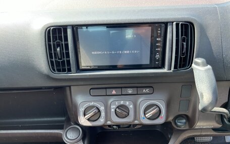 Toyota Passo III, 2014 год, 870 000 рублей, 15 фотография