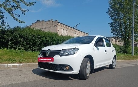 Renault Sandero II рестайлинг, 2016 год, 890 000 рублей, 5 фотография