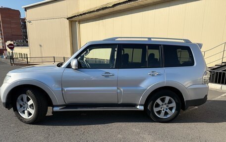Mitsubishi Pajero IV, 2008 год, 1 680 000 рублей, 2 фотография