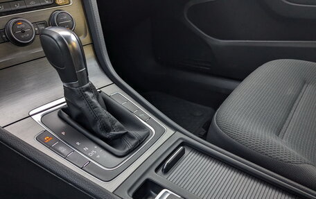 Volkswagen Golf VII, 2013 год, 1 525 000 рублей, 26 фотография