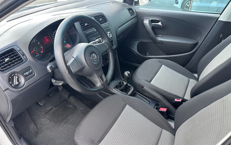 Volkswagen Polo VI (EU Market), 2013 год, 600 000 рублей, 11 фотография