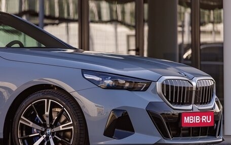 BMW 5 серия, 2025 год, 9 350 000 рублей, 1 фотография