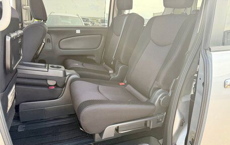 Nissan Serena IV, 2013 год, 1 525 000 рублей, 22 фотография
