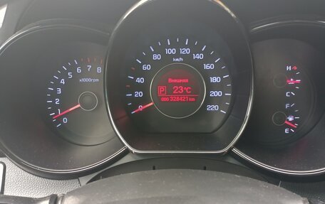 KIA Rio III рестайлинг, 2013 год, 750 000 рублей, 17 фотография