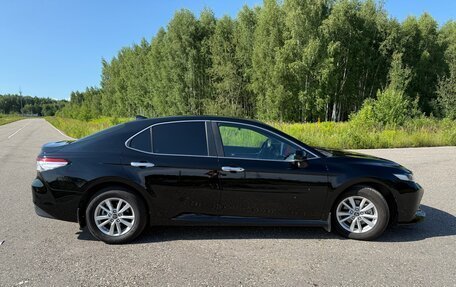 Toyota Camry, 2019 год, 3 047 000 рублей, 5 фотография