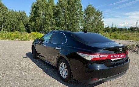 Toyota Camry, 2019 год, 3 047 000 рублей, 7 фотография