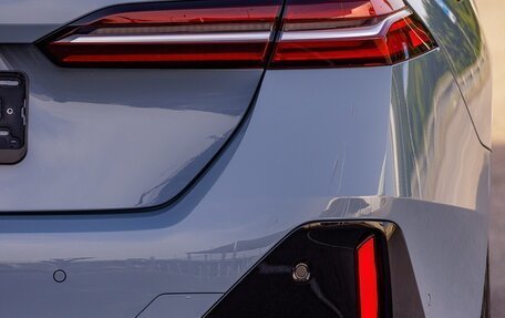 BMW 5 серия, 2025 год, 9 350 000 рублей, 7 фотография