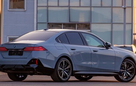BMW 5 серия, 2025 год, 9 350 000 рублей, 32 фотография