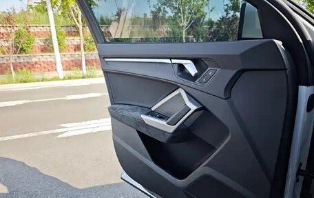 Audi Q3, 2022 год, 2 800 000 рублей, 10 фотография