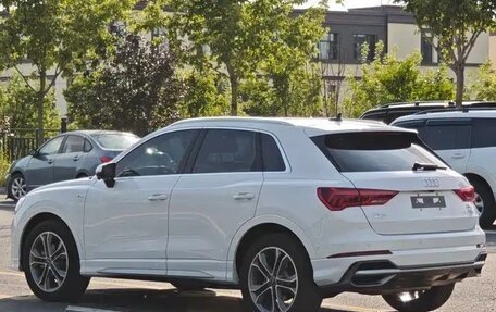 Audi Q3, 2022 год, 2 800 000 рублей, 15 фотография