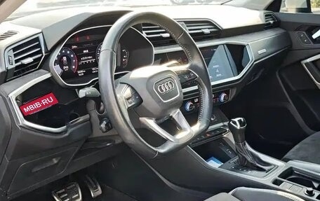 Audi Q3, 2022 год, 2 800 000 рублей, 6 фотография