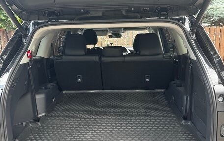 Toyota Highlander, 2023 год, 4 790 000 рублей, 10 фотография