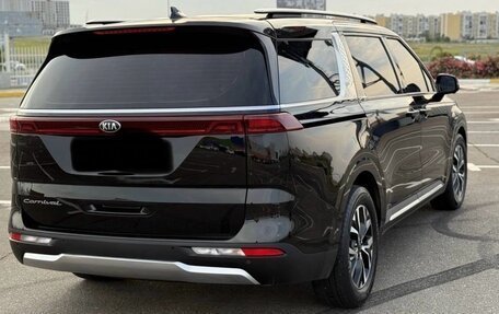 KIA Carnival, 2021 год, 3 150 000 рублей, 5 фотография