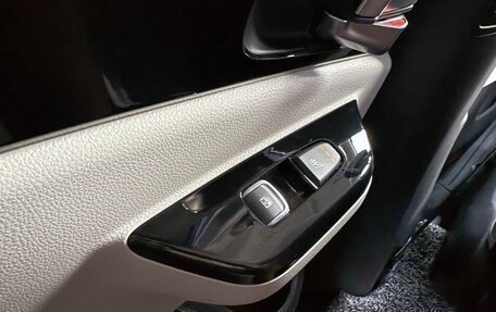 KIA Carnival, 2021 год, 3 150 000 рублей, 19 фотография