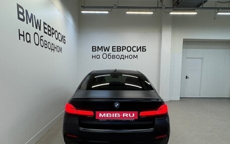 BMW 5 серия, 2021 год, 4 790 000 рублей, 4 фотография