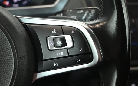 Volkswagen Tiguan II, 2019 год, 2 880 000 рублей, 16 фотография