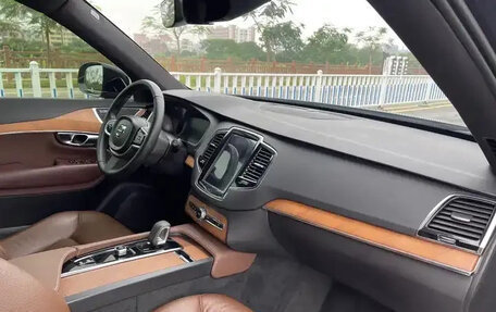 Volvo XC90 II рестайлинг, 2022 год, 4 500 080 рублей, 5 фотография