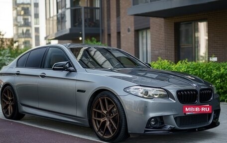 BMW 5 серия, 2013 год, 2 490 000 рублей, 3 фотография