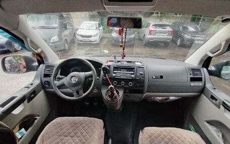 Volkswagen Caravelle T5, 2013 год, 2 500 000 рублей, 7 фотография