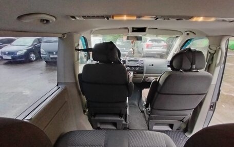 Volkswagen Caravelle T5, 2013 год, 2 500 000 рублей, 8 фотография